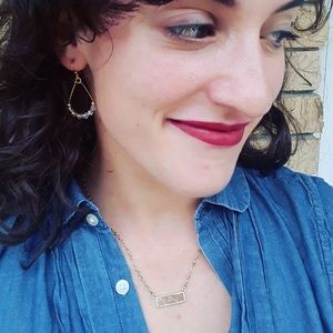 TOH Holly Necklace 14k